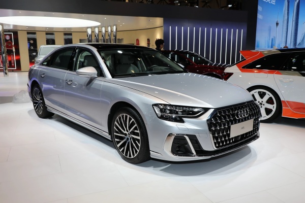 北京国服信奥兴奥迪A8优惠高达27万元