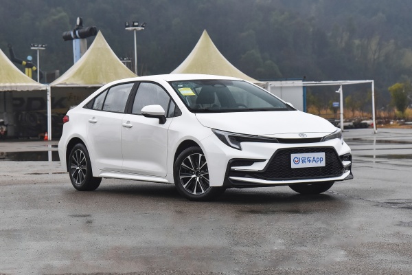 瑞亨广汽丰田雷凌购车送大礼包