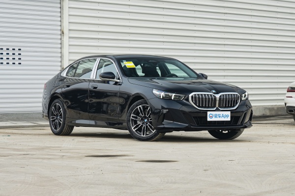 北京宝泽行宝马5系优惠高达11.99万元