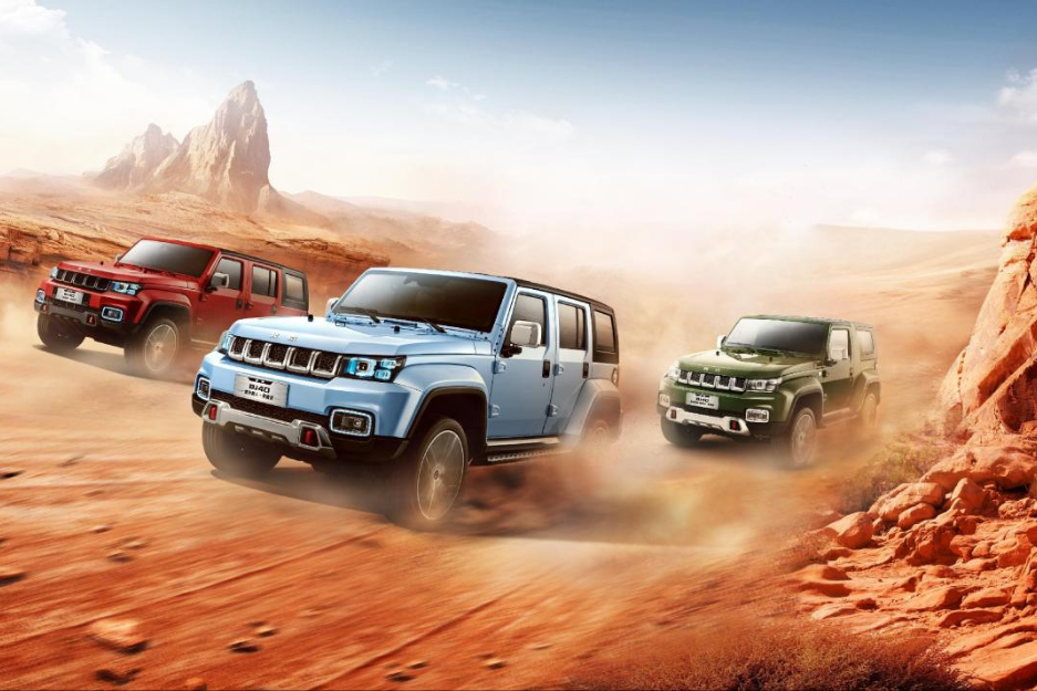 宠粉不断 BJ40荣耀焕新价11.48万起